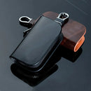 Capa de Chave Automotiva Artesanal em Couro - JettaLux™ (Pague 1 Leve 2 - Marrom + Preta)